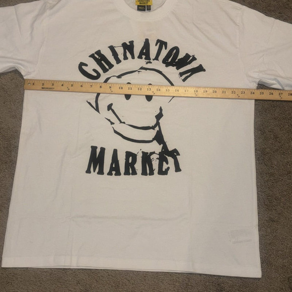Chinatown MARKET Crumpled‎ Smiley Face T Shirt XL White Rare - Picture 5 of 7
